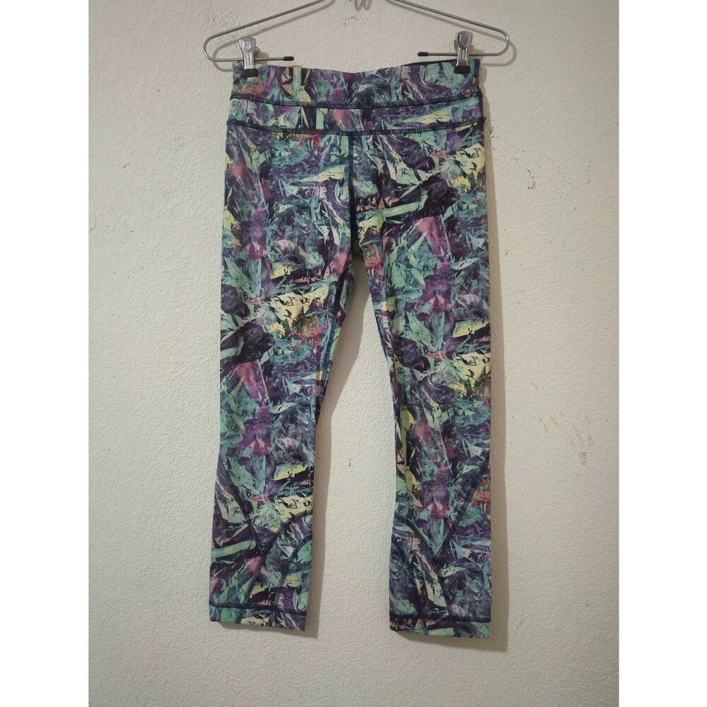 Lululemon Athletica Run Inspire Crop II 21"